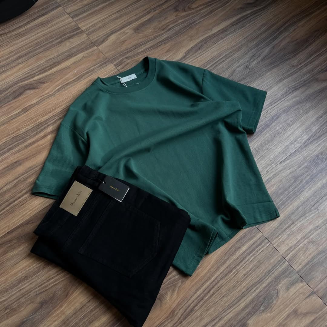 تيشرت سادة مخطط