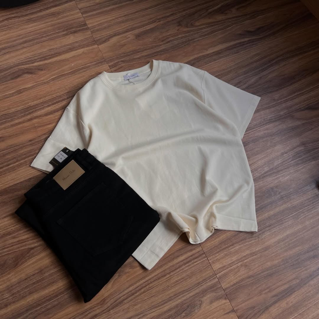 تيشرت سادة مخطط